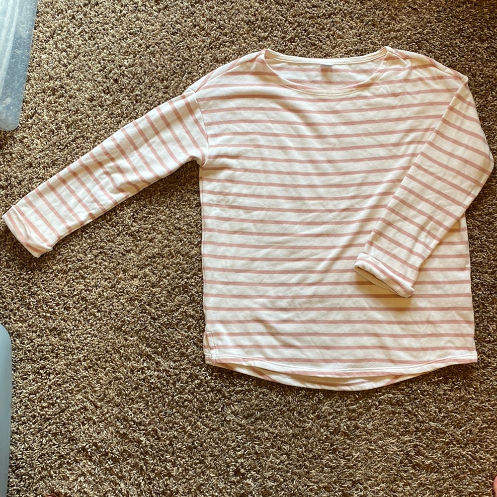 3/4 sleeve striped shirt